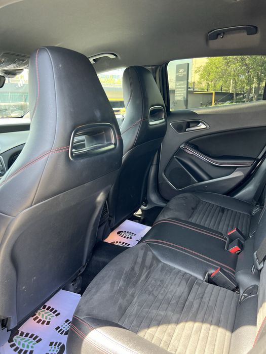 Mercedes benz Gla 200