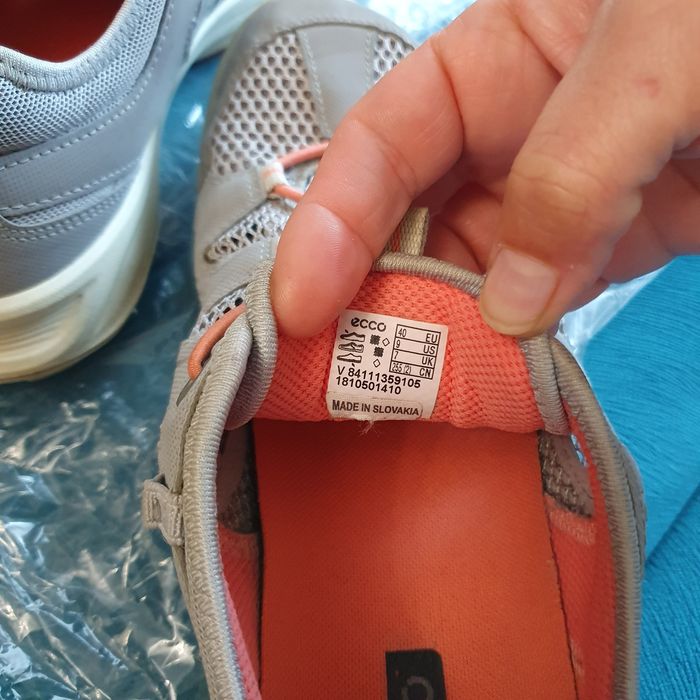 Adidași Ecco purtați de câteva ori