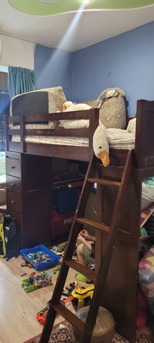 Детская кровать  2х ярусная