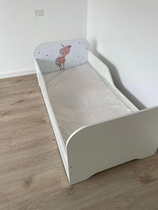 vand 2 paturi pentru copii 80 x 160