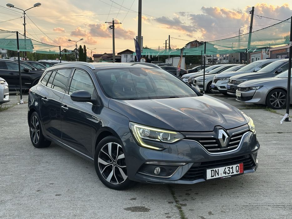 Renault Megane 4 | Bose  | 1.5 dci | 2019 | Navigatie mare  | Keyless | Ambientale | Masaj