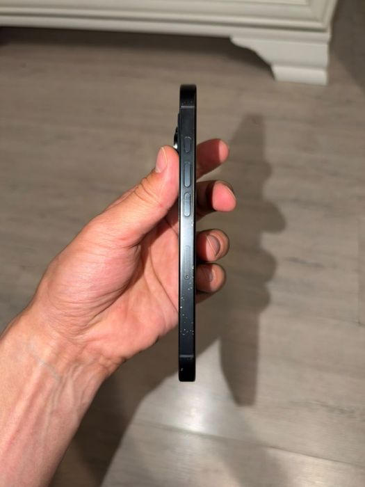 iPhone 16 pro 256 titanium black