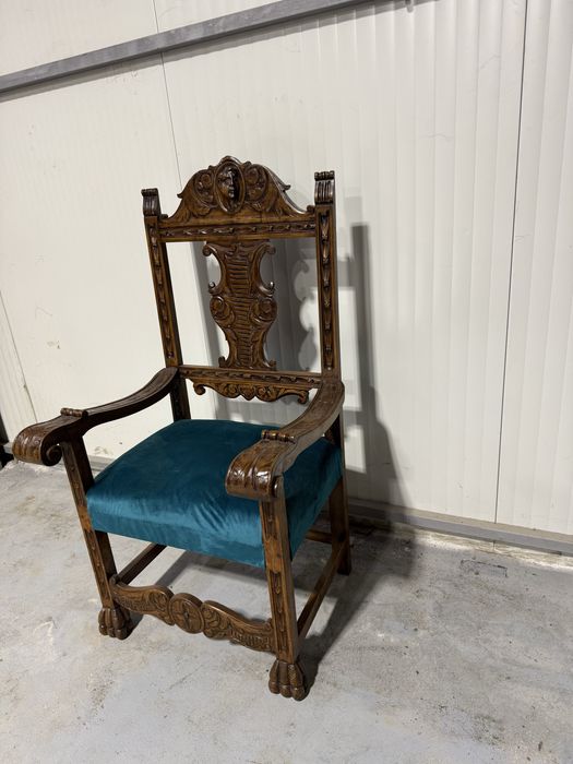 Fotoliu deosebit din lemn masiv, reconditionat