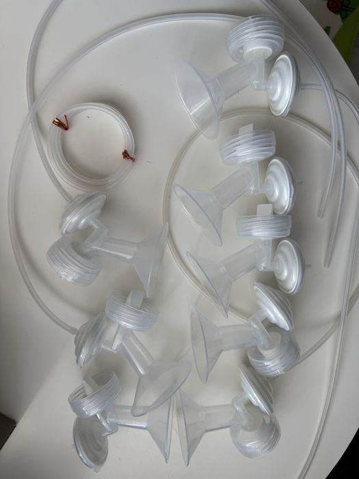 Pompa Spectra S2 Plus, 8 Cupe, 4 Biberoane + Cadou (Galafor, Comprese Multi-Mam, Biberon Suavinex si Ceaiuri Holle)