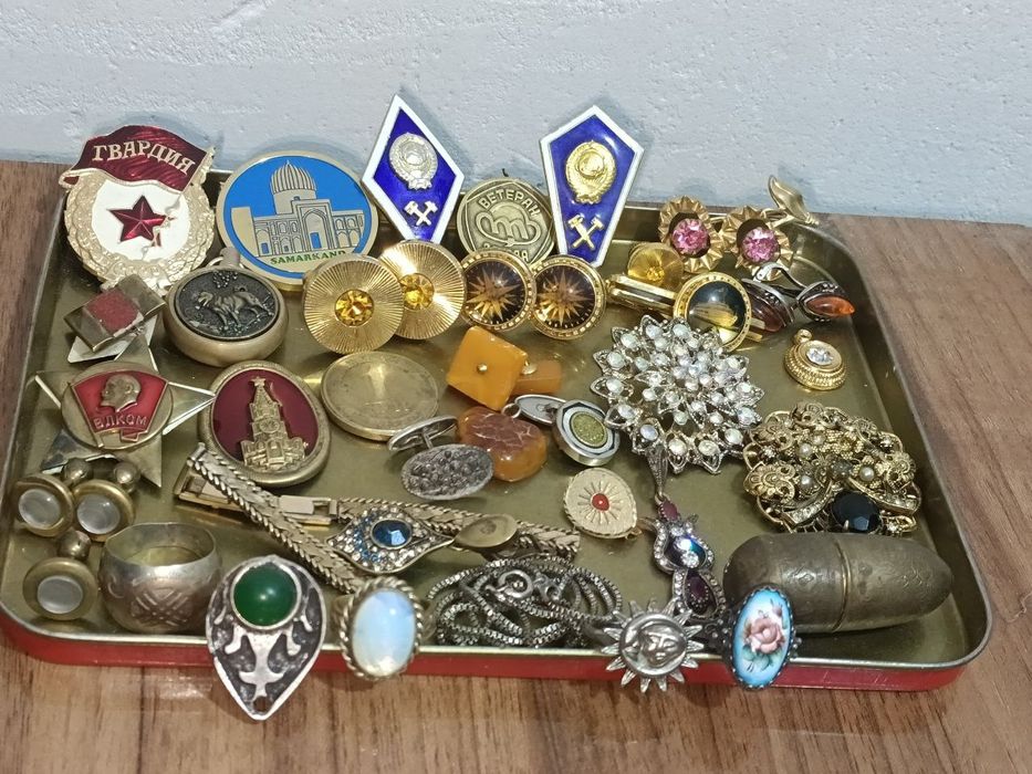 Antikvar buyumlar hammasi optim sotiladi