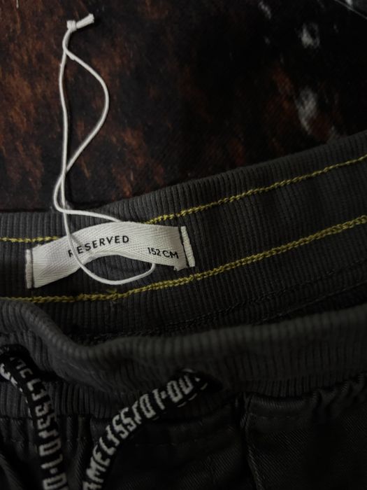 Дрехи нови за момче,панталони