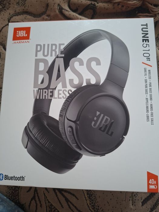 Продам наушники JBL tune 510