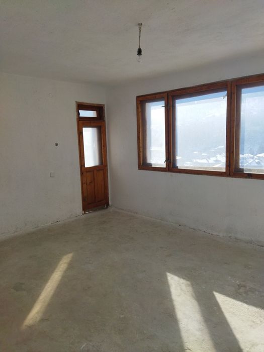 Продава се Четиристаен апартамент в Смолян, Горно Райково - 135 кв.м за 889 €/кв.м - Снимка #7