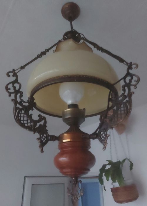 Старинен Полилей тип КУПОЛ закупен от Нидерландия.