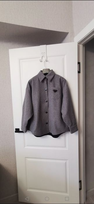 Prada куртка женская