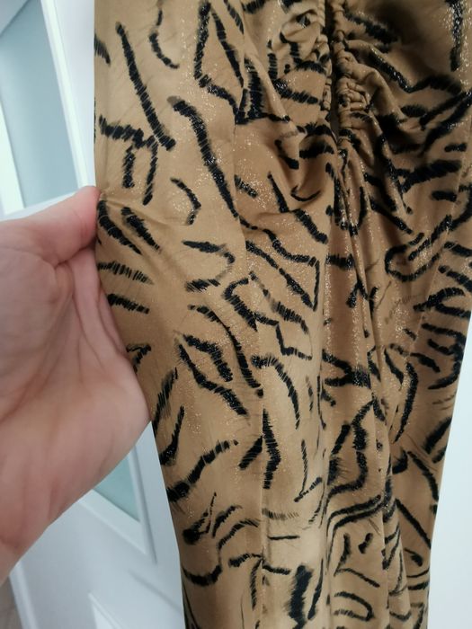 Rochie banchet cu o mică trena