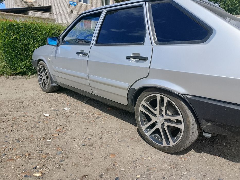 Продам машину ваз2109 в идеале