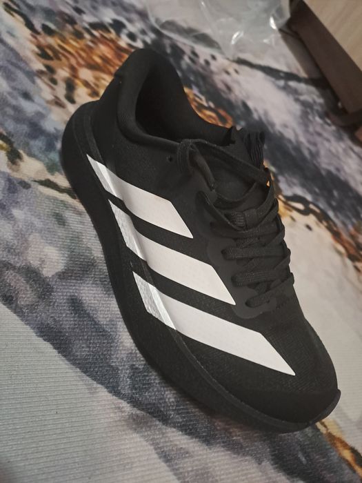 Продам кросовки Adizero