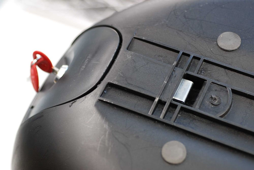 33 Литра Куфар За Мотор С Код МО 245