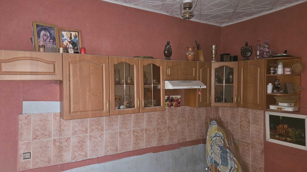 Кухонный  гарнитур