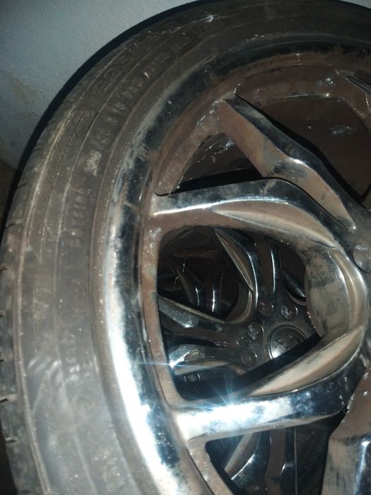 4гуми с джанти алуминиеви