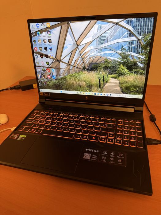 acer Nitro V16AI 165hz NVIDIA GeForce RTX 4050