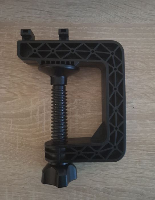 Волан на марка Tracer .