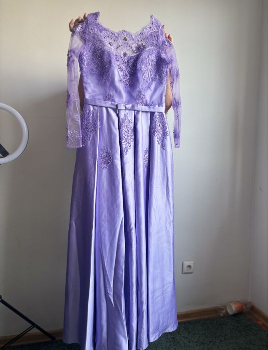 Платье вечерная