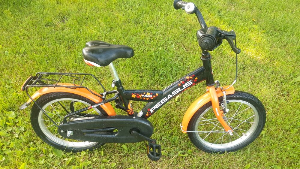 Vand  bicicleta copii Pegasus cu roti 16 "