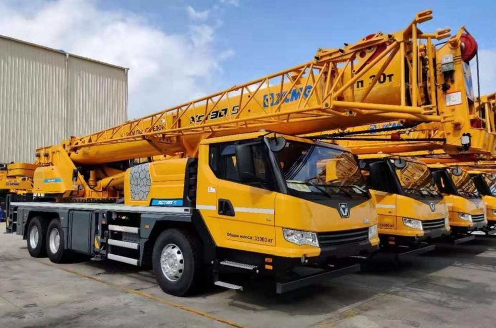 Kran Zoomlion, XCMG kranlari 90tonn 2025