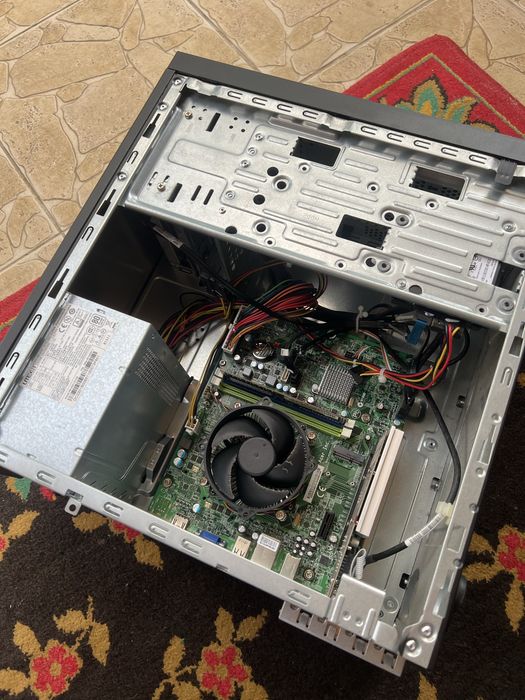 Unitate PC Acer i3