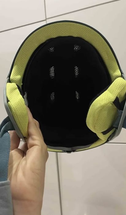 Шлем горнолыжный детский