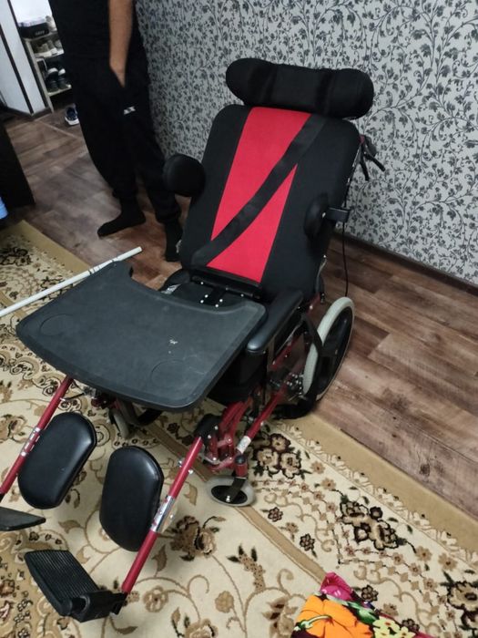 Инвалидная коляска