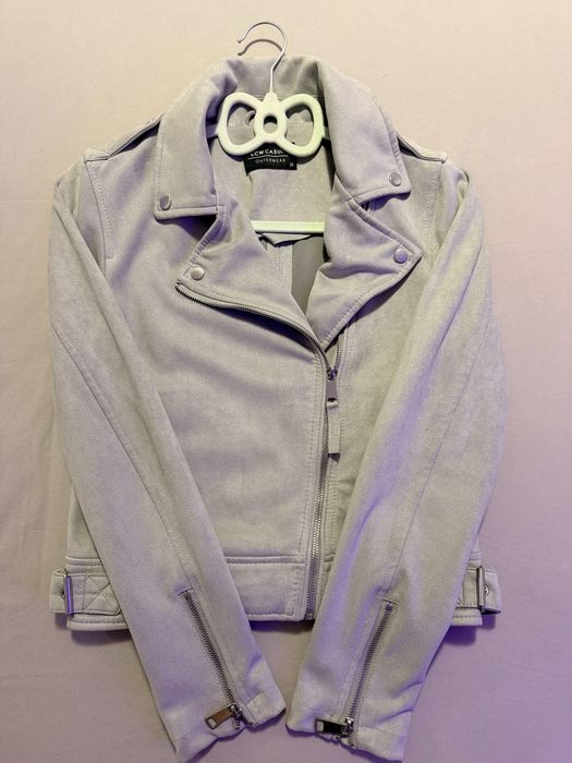 Дамско велурено яке