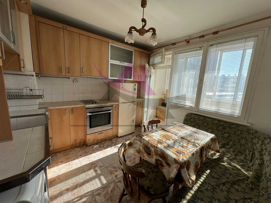 Дава се под наем Двустаен апартамент в Варна, Левски - 58 кв.м за 398.82 € - Снимка #1