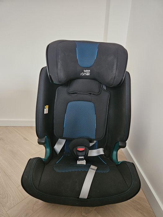 Scaun auto copio BRITAX ROMER advansafix IV 9-36kg