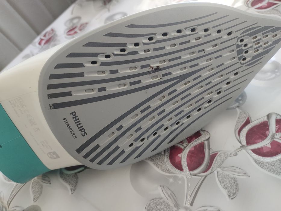 Продам утюг рабочий с паром