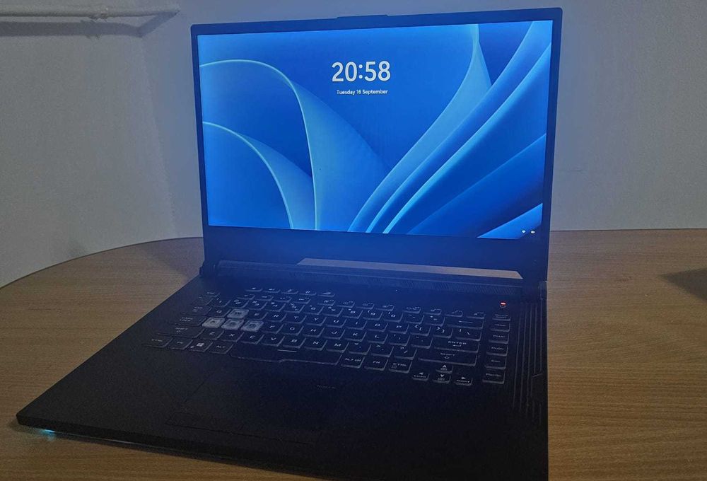 Laptop ASUS ROG G531GT 15.6” FHD, i7-9750H, GTX1650, 16GB RAM, 1.5 TB