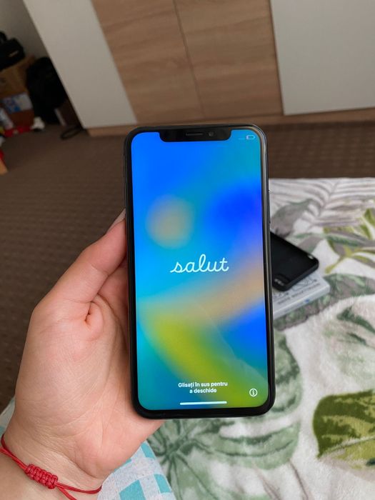 Iphone         x
