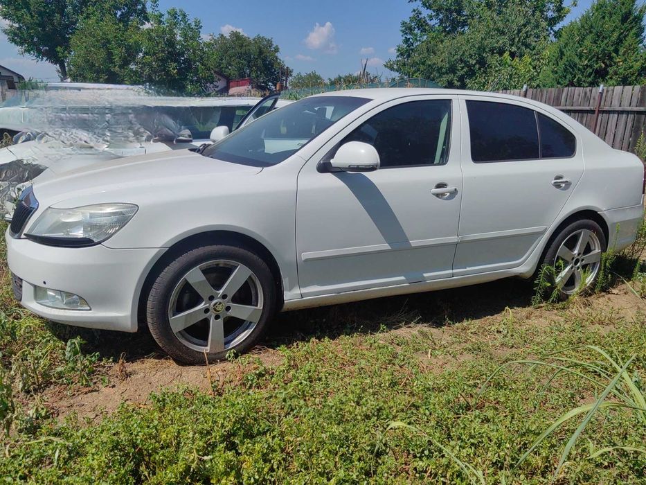 Vând Skoda Octavia 2 Facelift