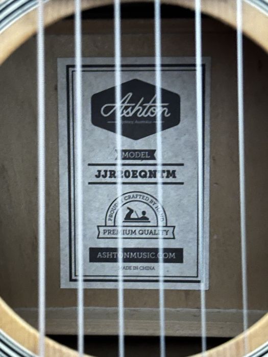 Электроакустическая Гитара