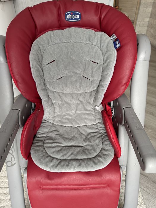 Продам стульчик для кормления, фирма chicco.