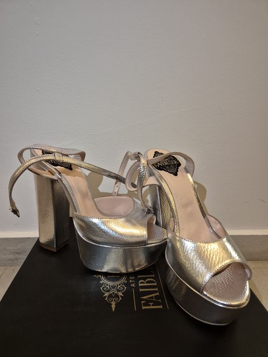 Sandale scena noi FAIBLESSE