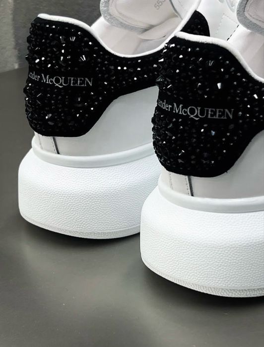 Adidasi Mq Queen
