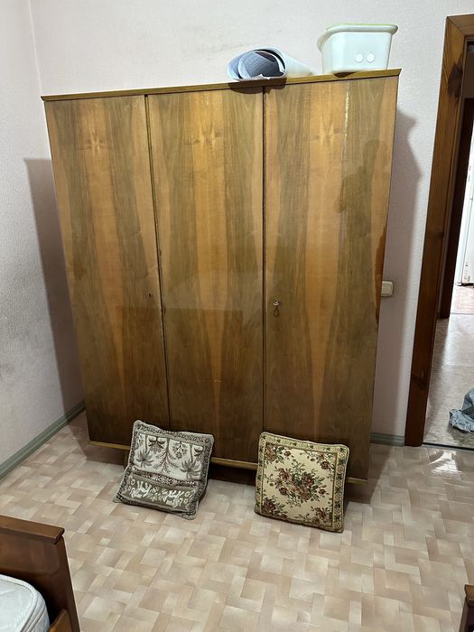 Спальный гарнитур (румыния) .