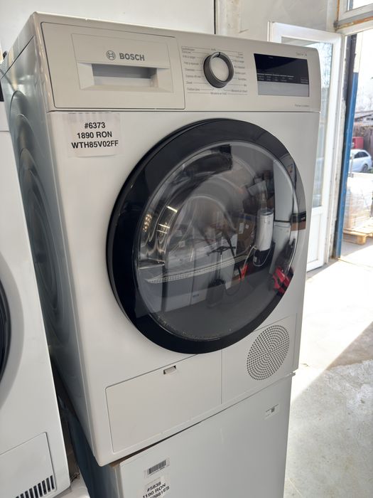Uscător de rufe cu pompă de căldură Bosch WTH85V02FF