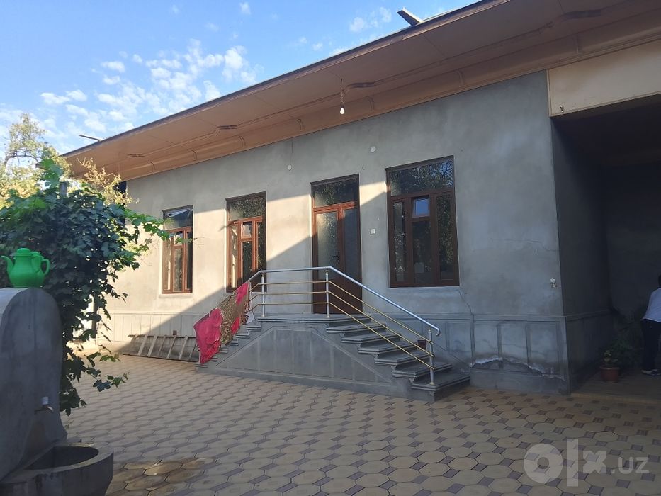 Namangan shaharida uy sotiladi