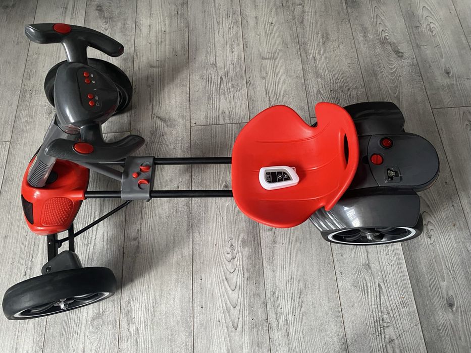 Kart electric cu telecomanda