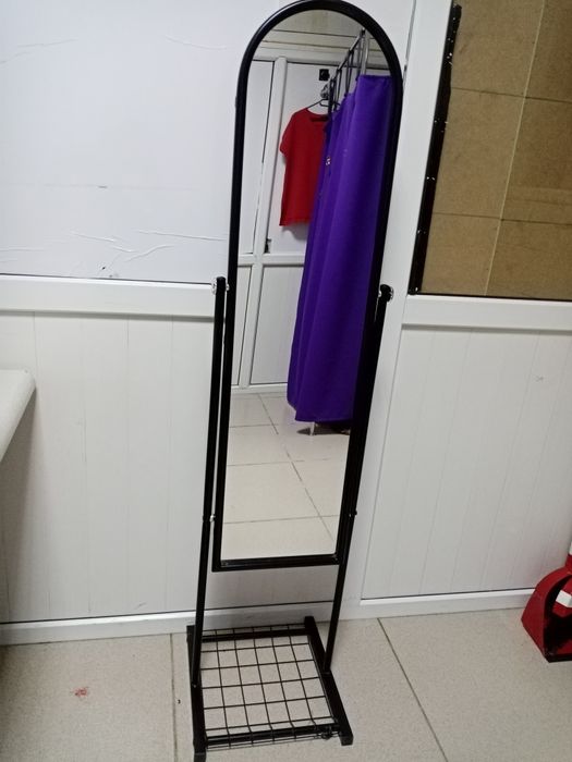 Продам швейную машинку