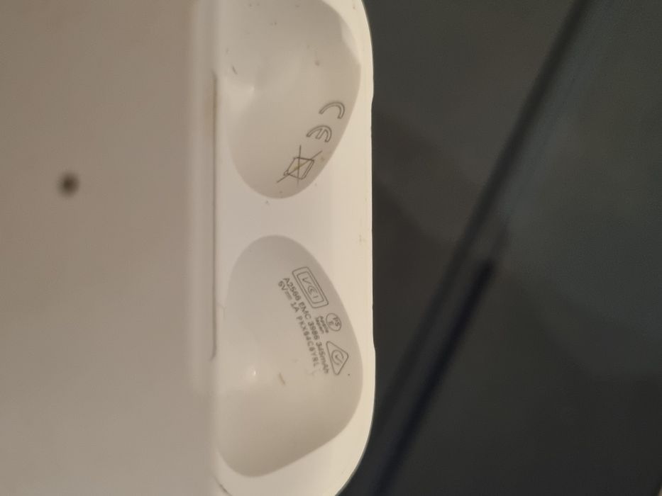 Apple Airpods 3rd Generation (DEFECTE)