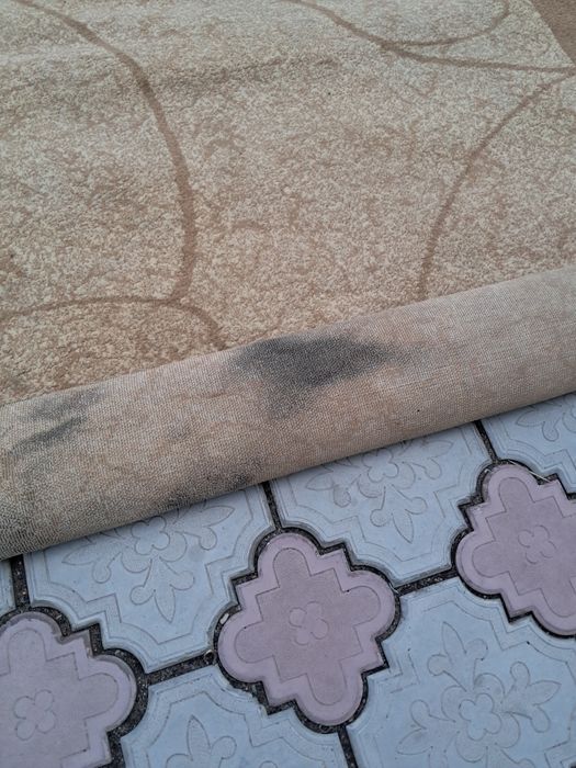 Продается ковер б/у