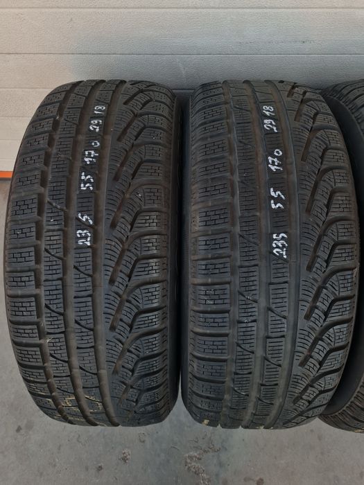 Зимни гуми 4 броя PIRELLI SottoZero 235 55 R17 дпт 2918