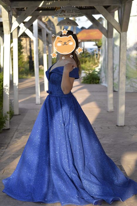 Абитуриентска рокля