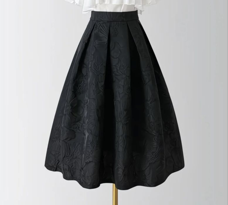 Юбка миди новая черная