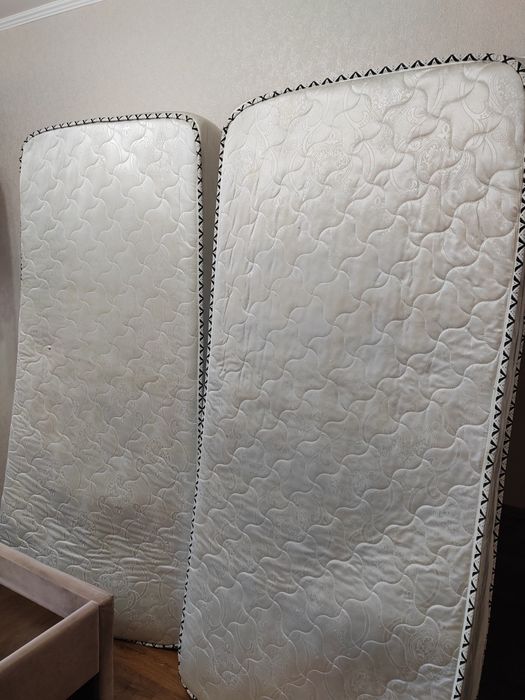 Отдам даром матрасы 90*200 см 2 шт